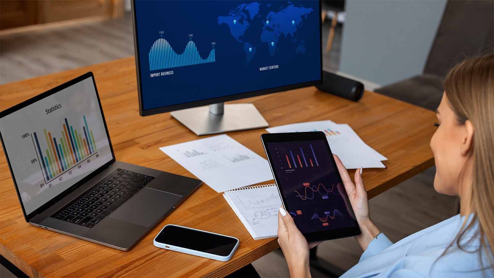 Key Applications of AI in Finance & Accounting