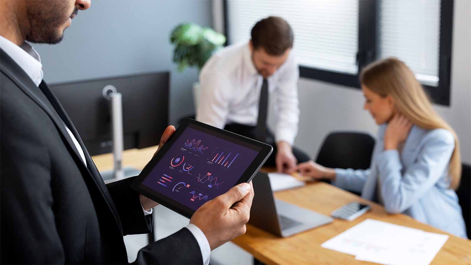 Advanced AI and Data Analytics for Marketing Directors and Legal Compliance Teams