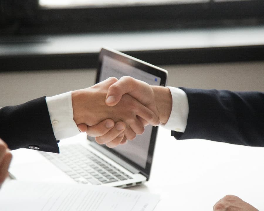 Public-Private Partnership (PPP) : Finance and Contracts