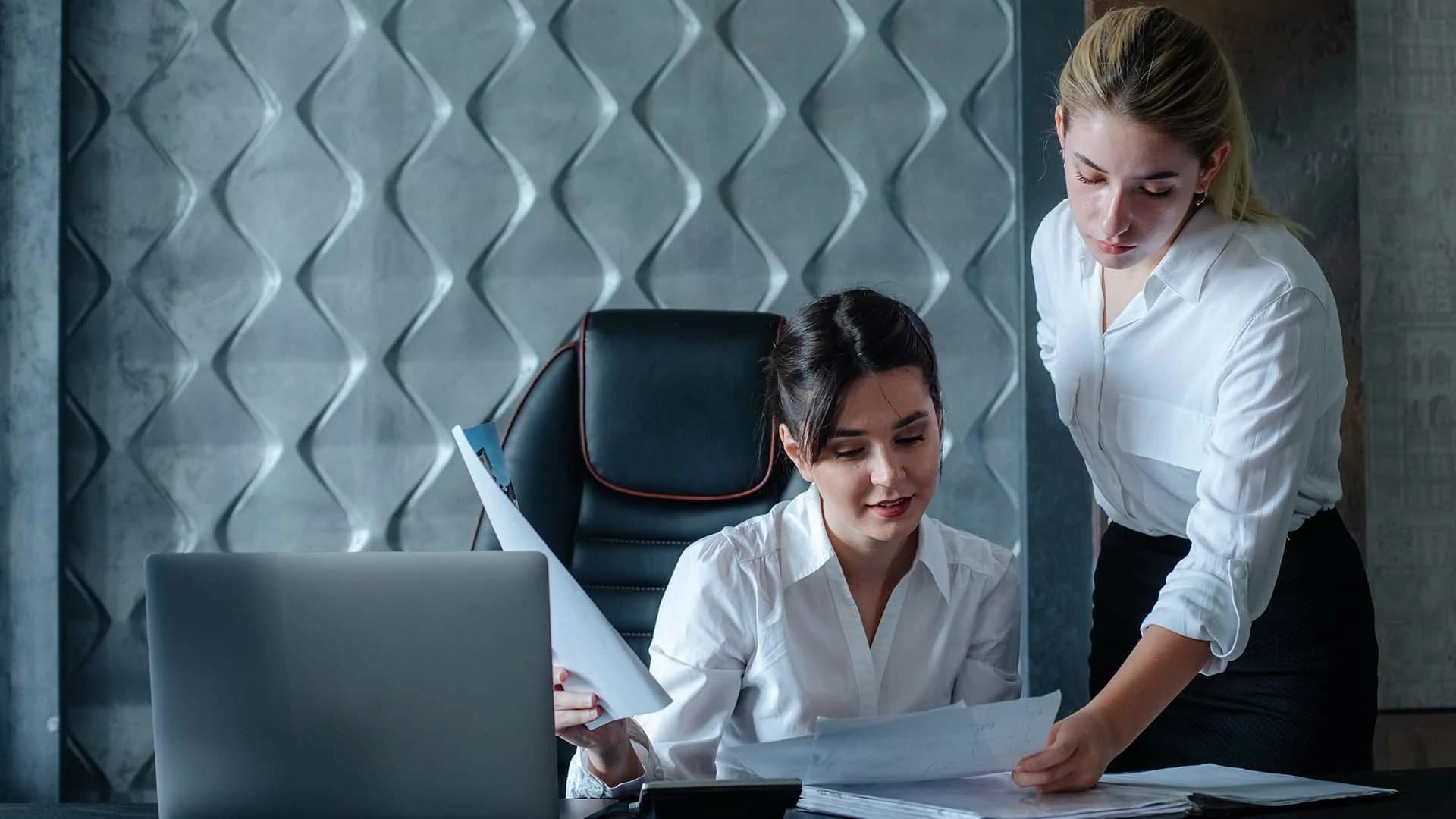 What is Administrative Experience? Definition, Key Skills, and Certified Career Path