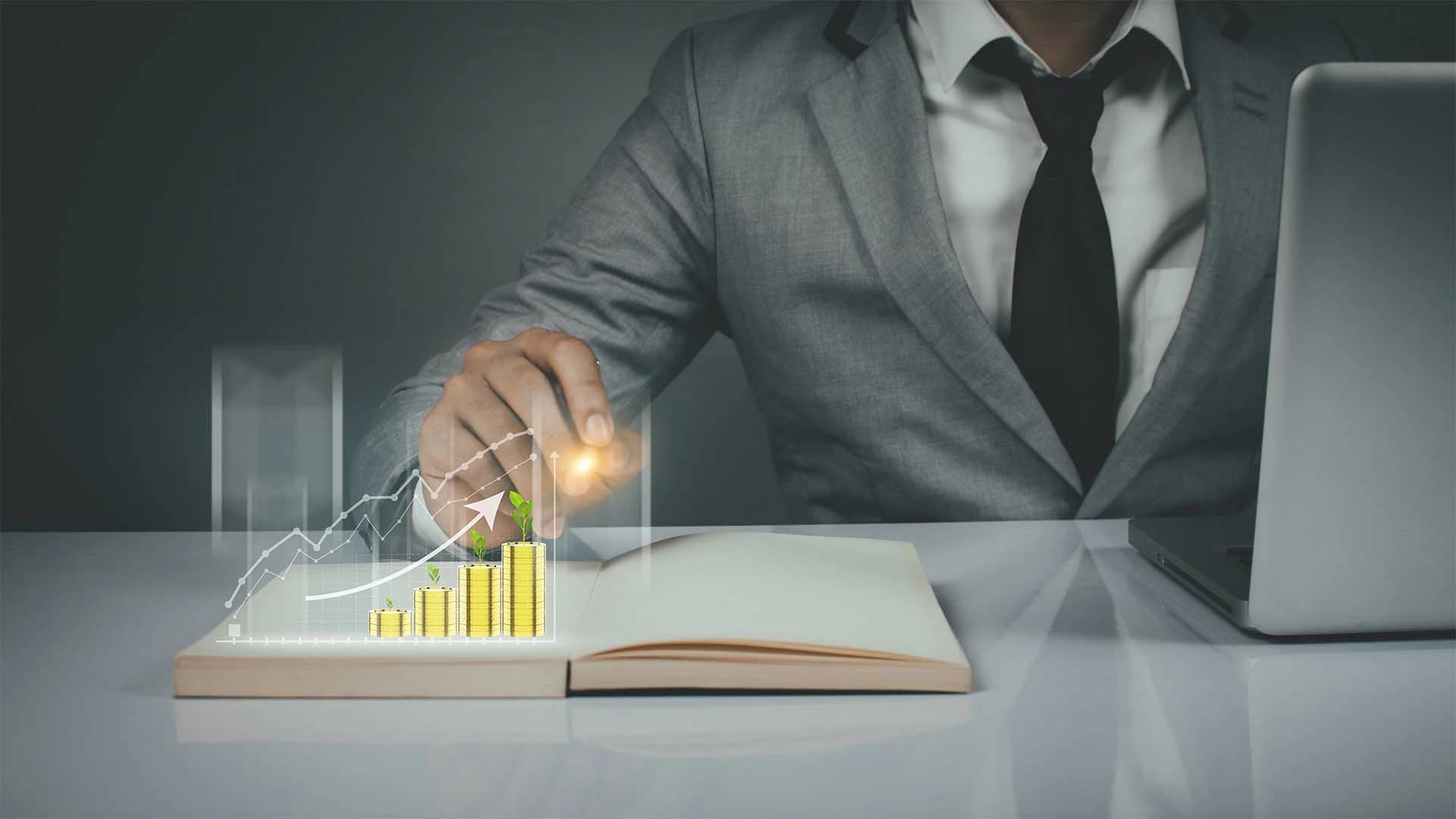 Top-Down vs Bottom-Up Forecasting Explained