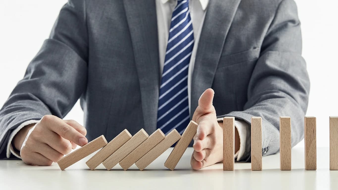 Risk Management Process: How to Identify, Assess and Treat Risk