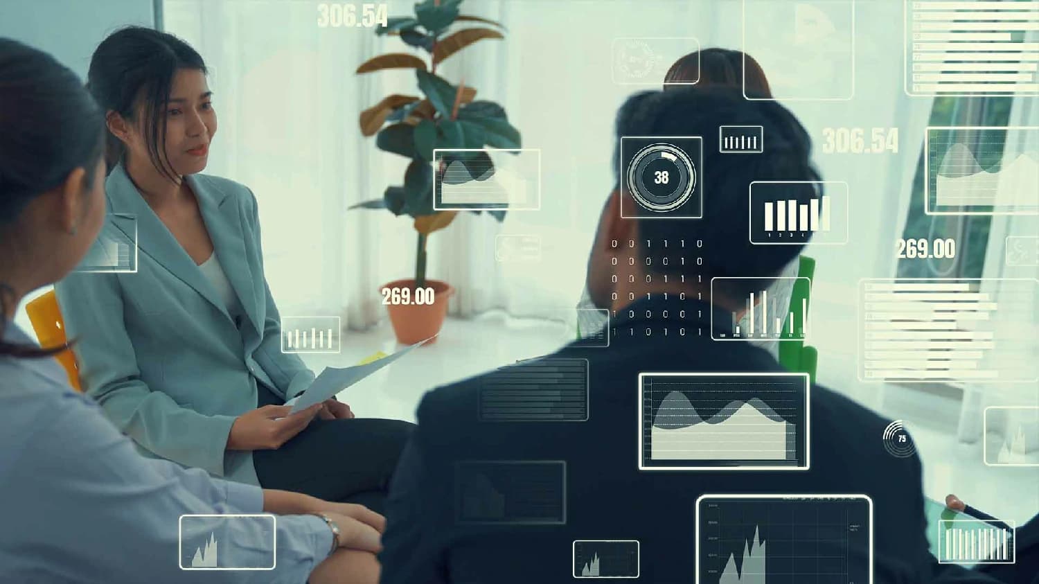 AI in HR vs Traditional HR Systems 710